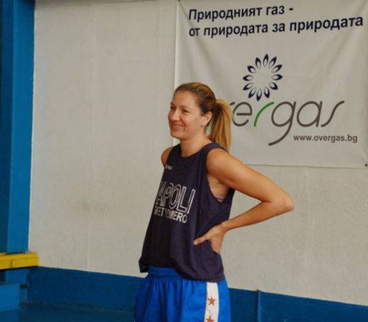 Томова остава капитан на баскетболистките