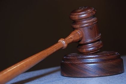 До 8 години затвор заплашват мъж, държал 302 грама амфетамин и незаконно оръжие в дома си в Пловдив
