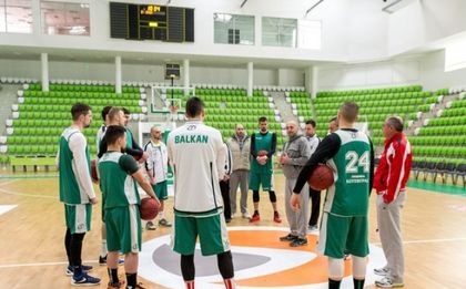 Представиха новия треньор на Балкан