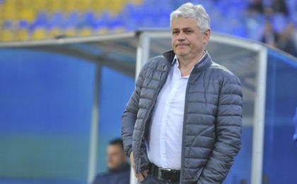 Стоев води Левски в мача срещу Пирин