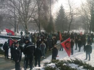 Злобни другари не могат да се нарадват на смъртта на Маккейн