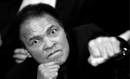 Почина великият боксьор Мохамед Али. Светът тъгува