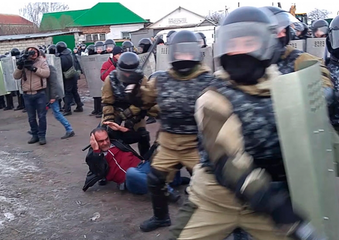 В България &bdquo;галим&rdquo; циганите, ето как се справят с тях в Русия! (ВИДЕО)