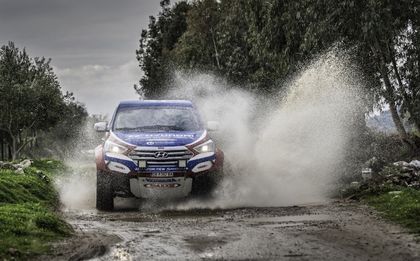 Иванчев/Николов с Hyundai Santa Fe стартират на Баха 500 в Букурещ