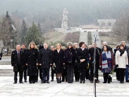 Пловдив: 171 години от рождението на поета и революционер Христо Ботев бяха отбелязани с тържествен митинг в Калофер