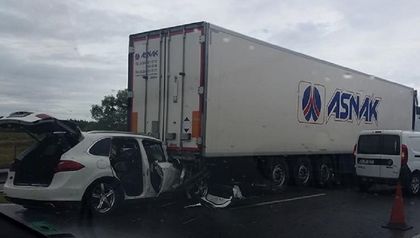 Катастрофа между ТИР и автомобил на пътя Плевен – Луковит след Долни Дъбник