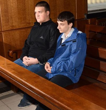 Условна присъда за братовчедите, които измамиха тотото