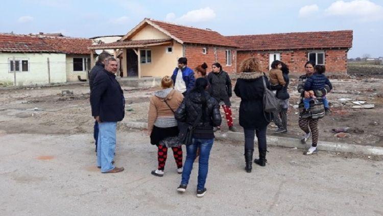 Съдът в Пловдив прекрати дела, заведени от ромите във Войводиново! Никой не им препречва достъпа