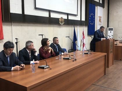 Д-р Атанас Камбитов, кмет на Благоевград: Целта на консулството на Грузия е да съдейства на студентите и на гражданите