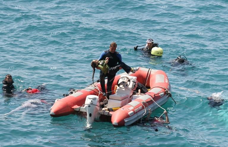 AFP: Осем души са загинали при потъване на мигрантска лодка край бреговете на Турция