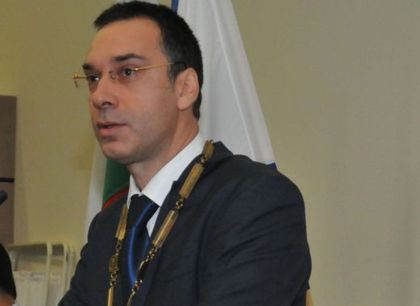 Кметът на Бургас: Ще подкрепя комисията „Черноморец“