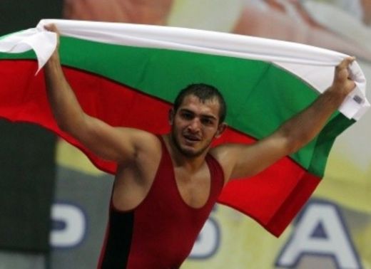 Извоювал олимпийска квота наш борец със съмнение за скъсани връзки