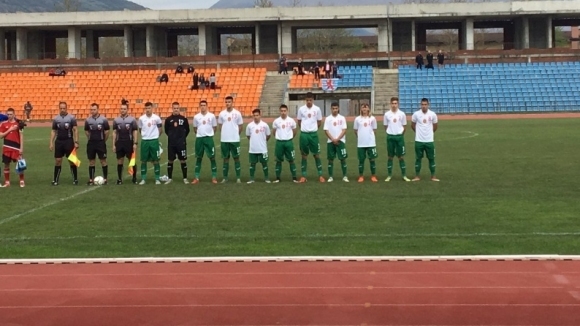 България (U16) с втора поредна победа