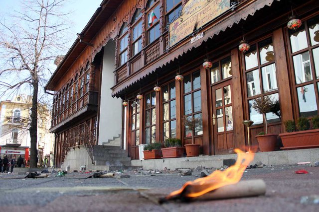 Потвърдено: 3 години затвор за подпалвача на Джумая джамия
