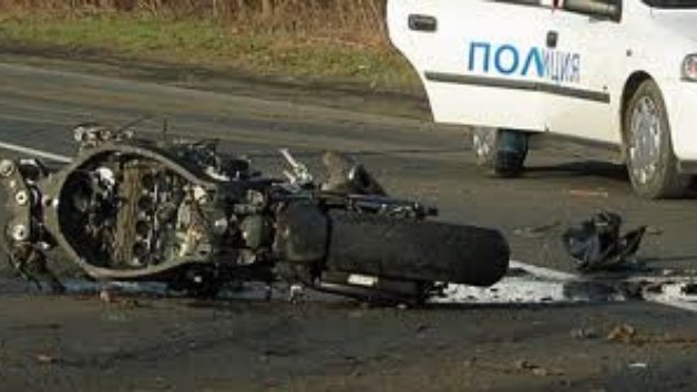 Моторист загина след тежка катастрофа край Пловдив