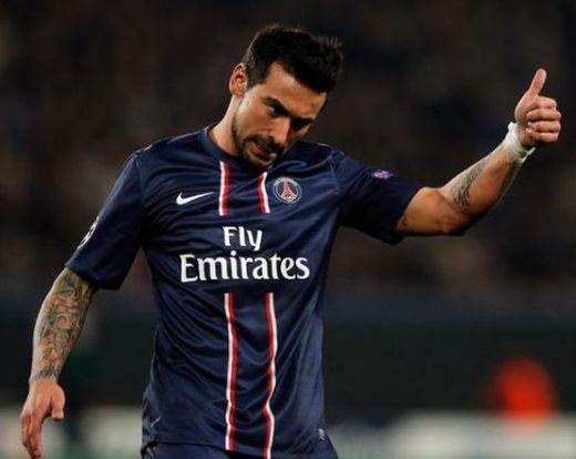 Челси цака Юве и Интер за Лавеци?