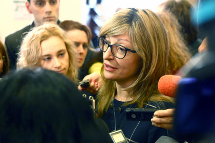 Екатерина Захариева увери: Лично Тереза Мей даде гаранции на Борисов за правата на българите в Англия
