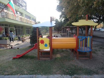 Детска градина „Вяра“ с нова площадка за най-малките