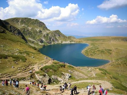 Израелско семейство открито бедстващо край Седемте рилски езера! Две от 4-те деца спасени на косъм от измръзване