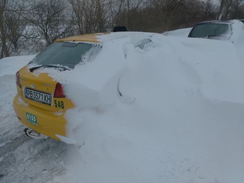 Пловдивчанка на 5 км от Айтос: Затрупани сме! СНИМКИ