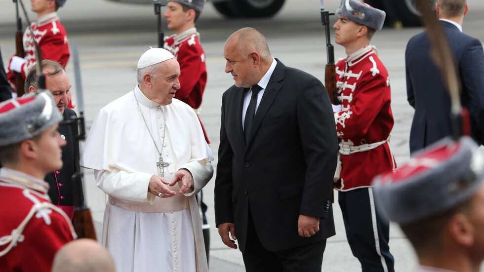 Борисов: Благодарих на папата, че си удържа на думата и дойде в България