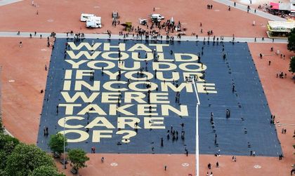 За първи път в света – гарантиран месечен доход за всеки?