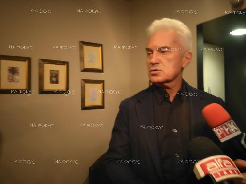 Волен Сидеров: Горд съм, че откривам изложба на Вежди Рашидов, надявам се в галерията ми да гостуват и други гении след него