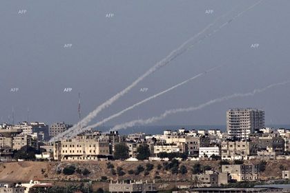 AFP: Ракета, изстреляна от Ивицата Газа, порази сграда в Израел