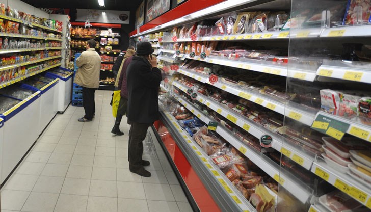 Хванаха млада жена да краде от магазин на улица "Борисова"