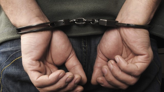 Арест за млад рецидивист след гонка с полицията в Старозагорско
