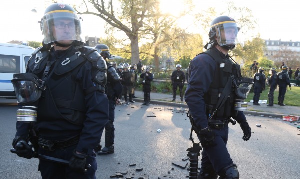 Полицията разтури поредния палатков лагер в Париж