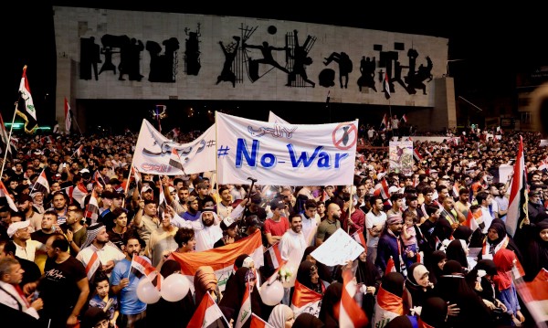В Ирак протестираха срещу евентуална война