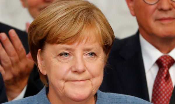 Меркел разочарована от резултата, Шулц призна загубата