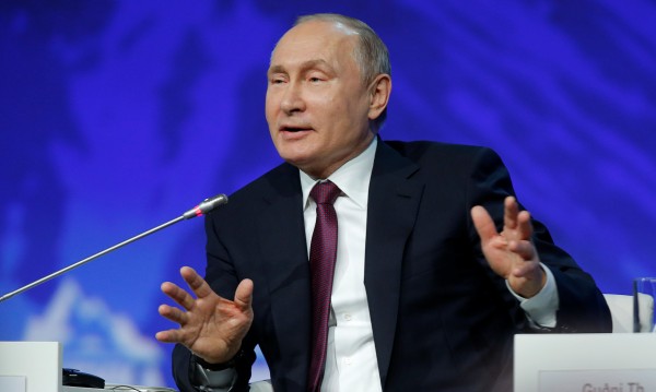 Горките мечоци! Най-големите заплахи за Арктика – за екологията