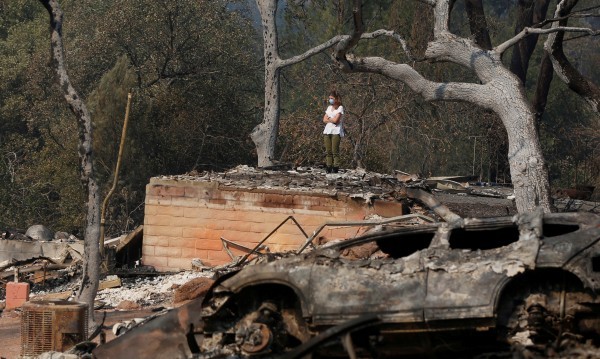 Жертвите от пожарите в Калифорния вече са 42