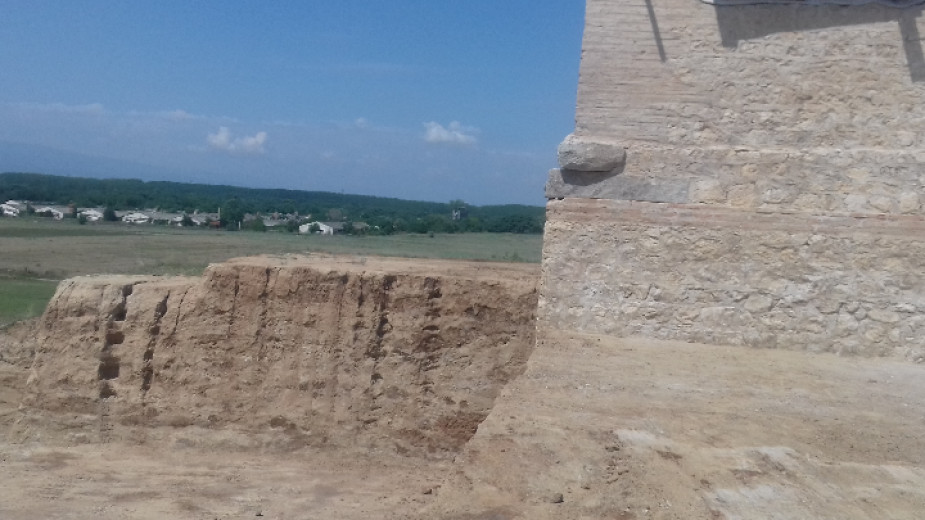 Летни сензации очакват археолозите от Малтепе (Снимки)