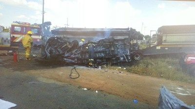 20 деца са загинаха при автобусна катастрофа в Южна Африка