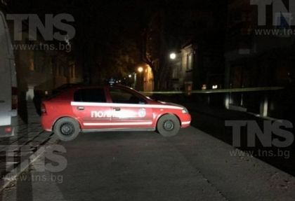 Крадци обезобразиха старица пред очите на мъжа й за 2000 лева