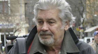 Стефан Данаилов: "Самотата те притиска и ти я търсиш като някакъв наркотик".