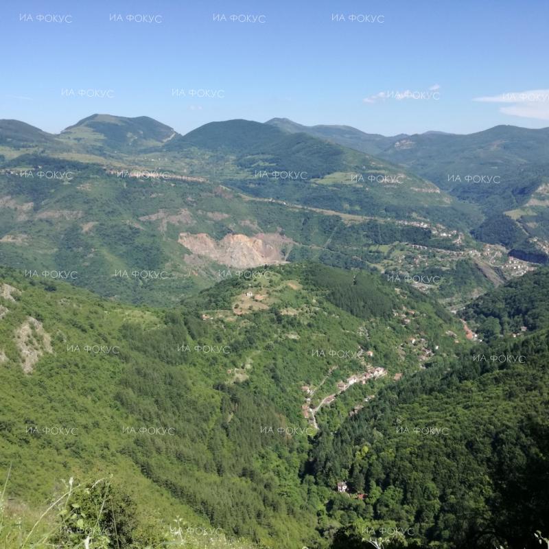 Планински спасители са оказали помощ на две туристки над кв. 