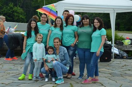 Хвърчила в дъжда? Защо не, щом е купон