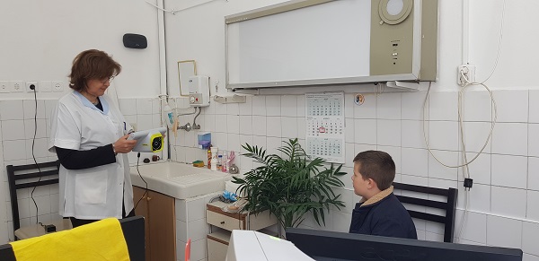 Пазарджик: На близо 150 деца от община Панагюрище бяха извършени профилактични здравни прегледи