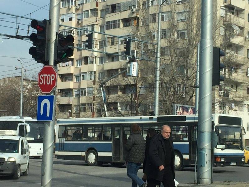 "Умни" светофари вече и на кръстовището на "Победа" и "Дунав"