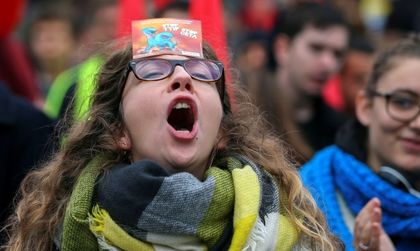 Поредна спънка за CETA, сега от самолета на канадския премиер