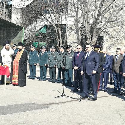 Министър Младен Маринов връчи ключовете за 70 нови автомобила с висока проходимост на ГД „Гранична полиция“