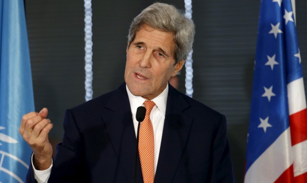 Без US войски в Близкия Изток за борба с ИД, отсече Кери