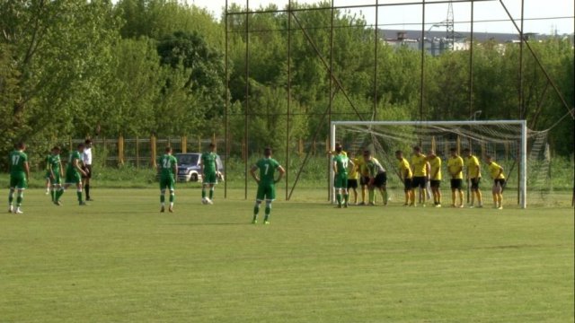 Реферска брадва за юношите на Ботев
