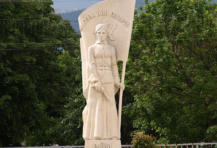 Непознатата страна на Райна Княгиня