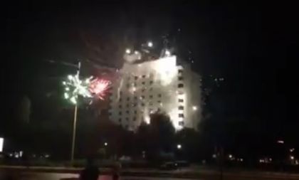 Фенове на Левски атакуваха посред нощ хотела на Хайдук! (ВИДЕО)