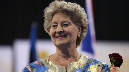 Мария Гигова на 70 - президентът й връчва орден „Стара планина“